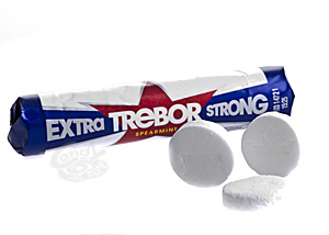 Trebor Extra Strong Spearmint Bonbons - 1 Rolle a 40 g | Bonbons in flachem Format in einer Rolle mit Spearmint-Geschmack von Trebor