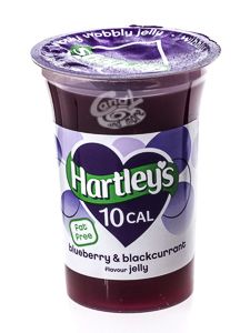 Hartley`s Low Calorie Blueberry & Blackcurrant Jelly Pot 175 g| zuckerfreier Wackelpudding mit Geschmack von Blaubeere und schwarzer Johannisbeere von Hartleys